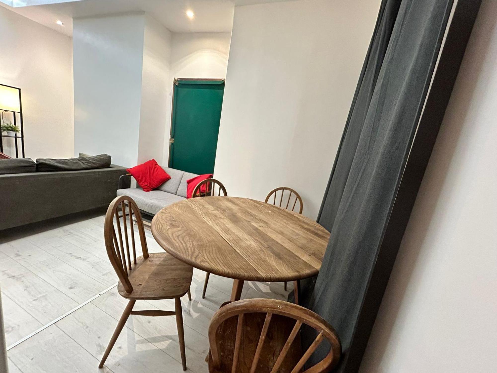 2 Bedroom Flat Wembley